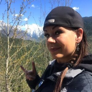 Meet your Posher, Trina